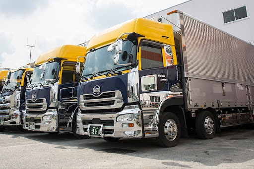 １０ｔウイングドライバー 東大阪 求人